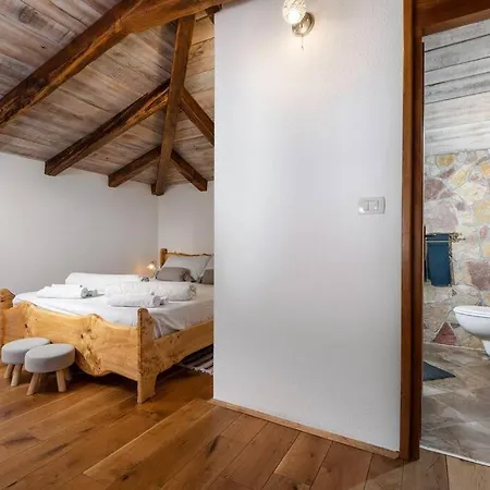 Villa Zaria *