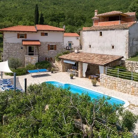 Zaria Villa